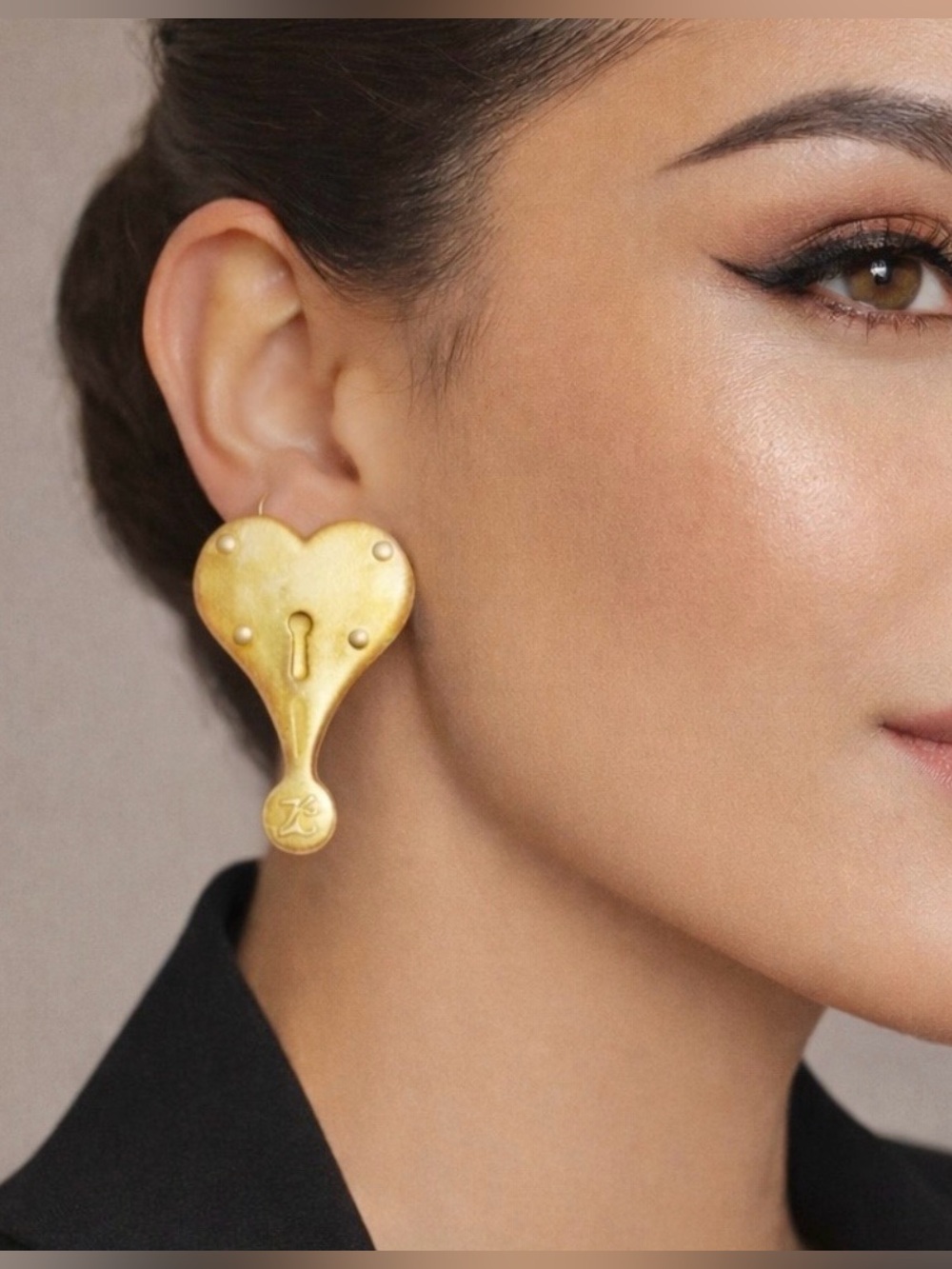 RARE VINTAGE KARL LAGERFELD GOLD PLATED HEART PADLOCK CLIP-ON EARRINGS